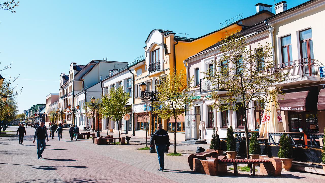 Vladimirskie apartamenty in center of Brest Buitenkant foto